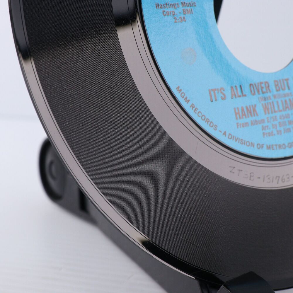 Hank Williams Jr. – It's All Over But The Crying / Rock In My Shoe 45 rpm Record - Picture 9 of 16